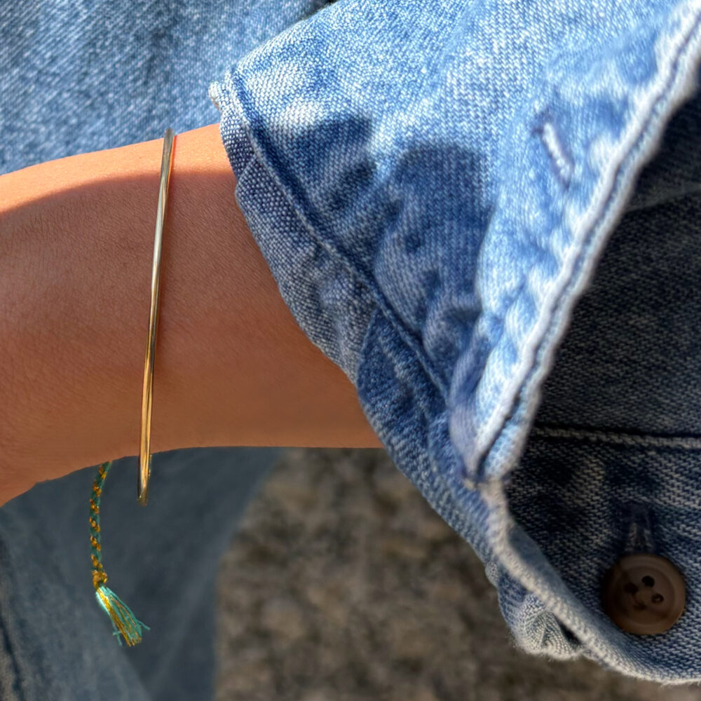 BRACCIALE_RIGIDO_AMIGA_4.jpg bracciale rigido amiga - oro giallo